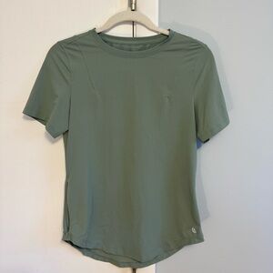 Avalanche Women’s Athletic outdoor Short Sleeve Tee